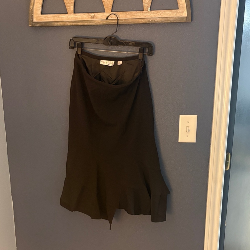 Black Midi Flounce Hem Skirt